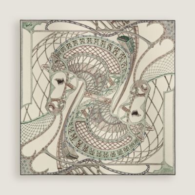 カレ、ショール、スカーフ、ストール | Hermès - エルメス-公式サイト